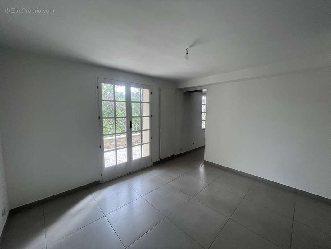 Maison à CARNOUX-EN-PROVENCE