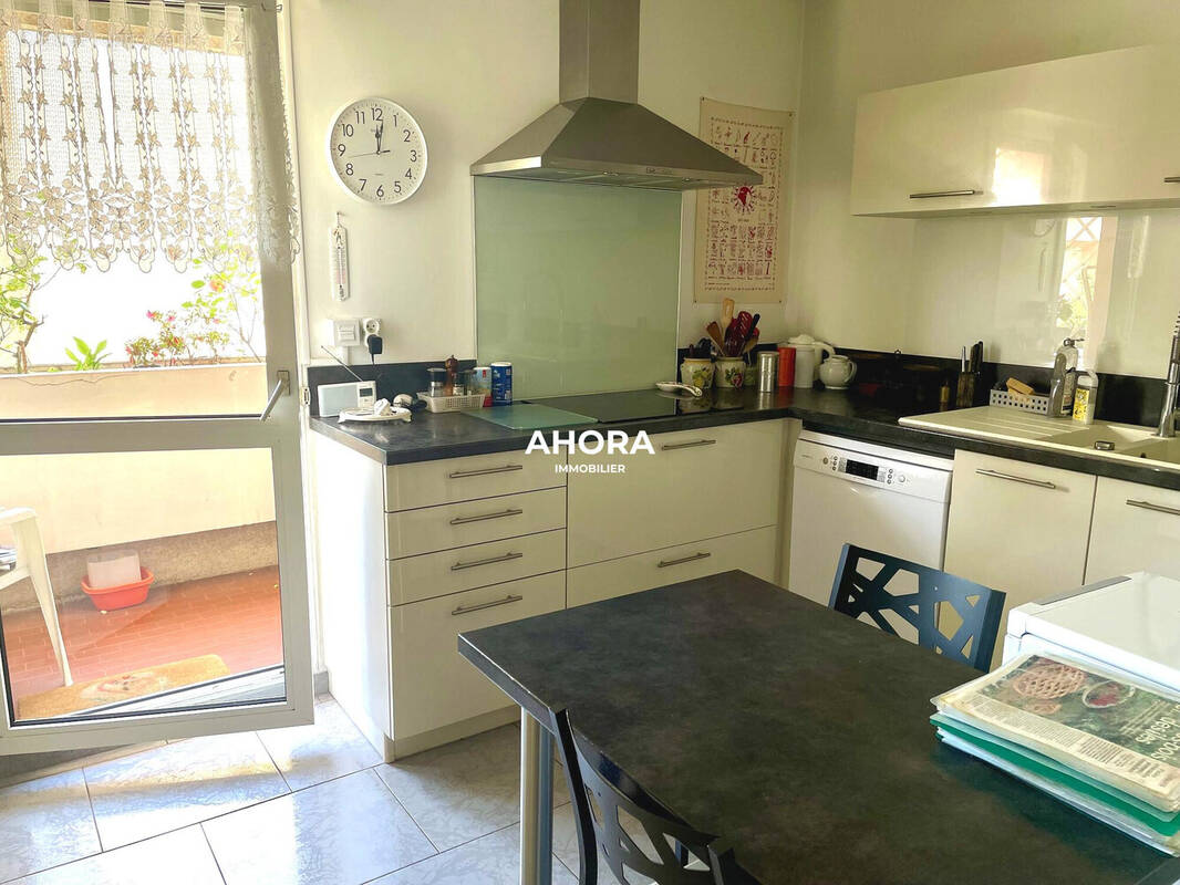 Appartement à MARSEILLE-9E