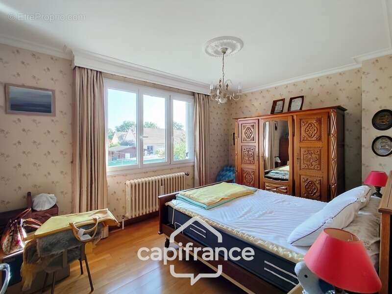 Maison à BESSE-SUR-BRAYE