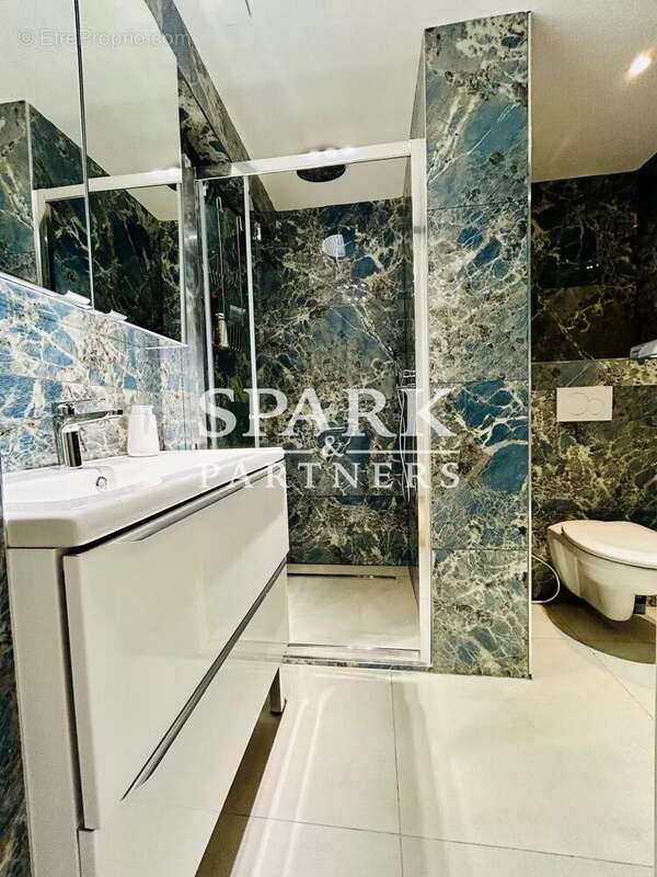 Appartement à ROQUEBRUNE-CAP-MARTIN