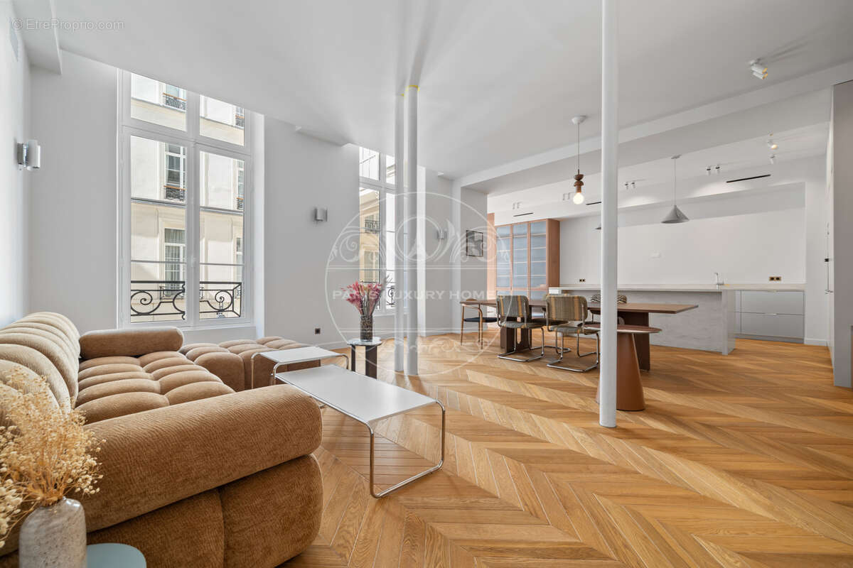 Superbe appartement atypique à Paris 1er ! - photo 5