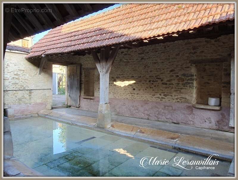 Maison à CHAOURCE