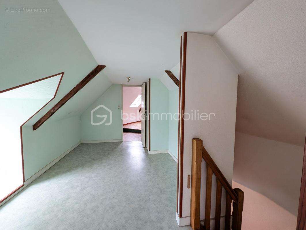 Maison à CREDIN