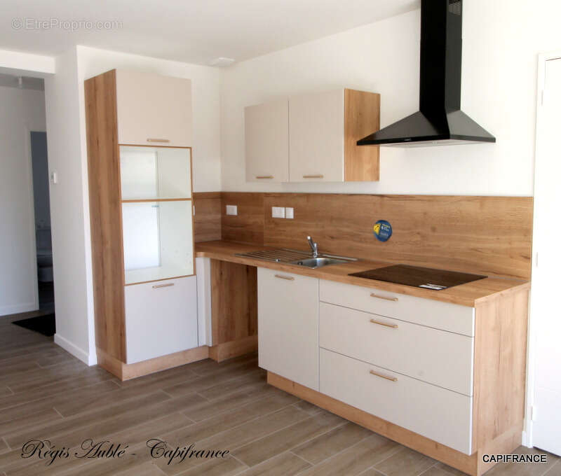 Maison à MONTREUIL-LE-GAST