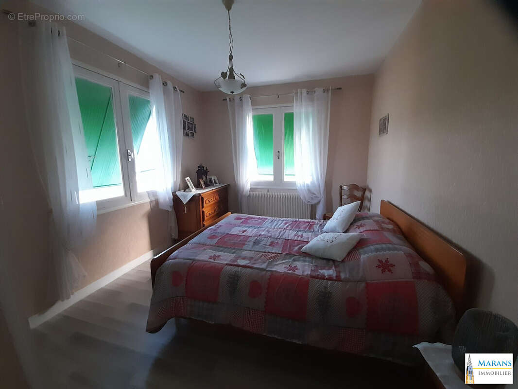 Chambre 3 - Maison à LA RONDE