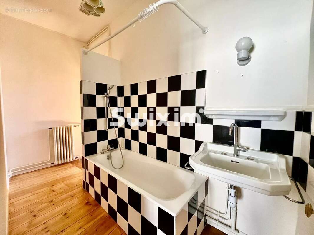 Appartement à LONS-LE-SAUNIER