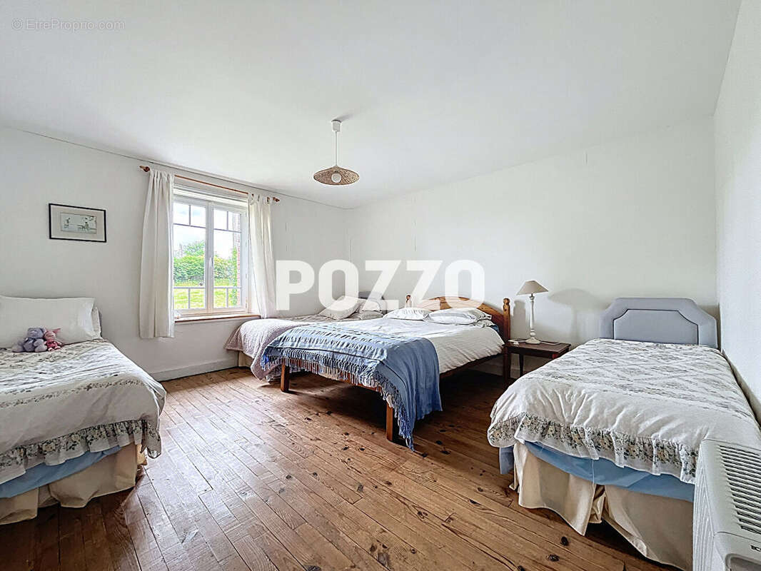 Maison à SAINT-SAMSON-DE-BONFOSSE