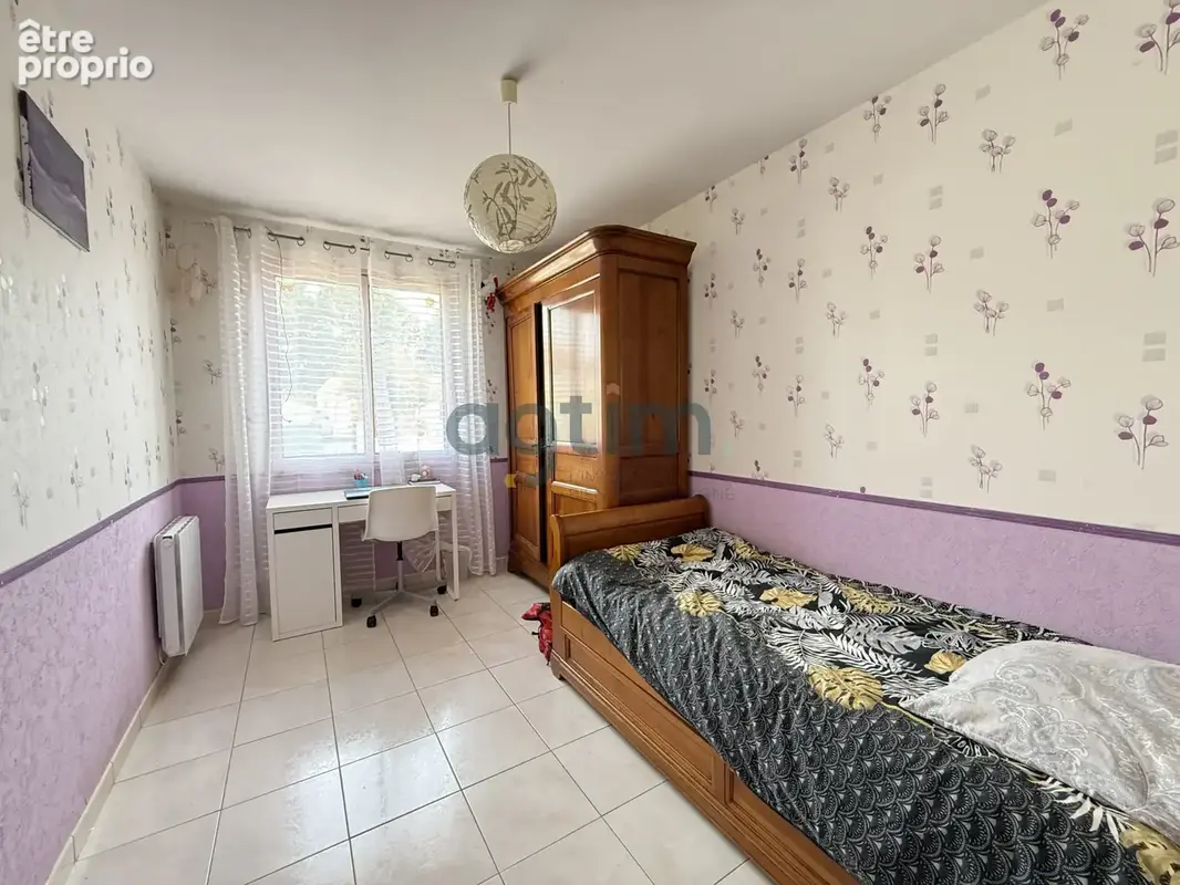 MONTAIGU-VENDEE, plain pied 133m2 hab, 3 ch, bureau, garage, dépendance, 803m2 terrain - photo 11