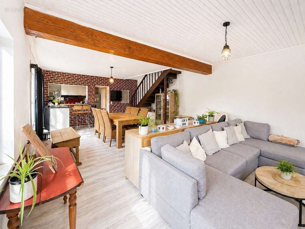 Maison à MEILHAN
