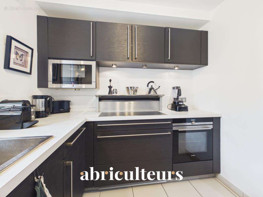 Appartement à PARIS-12E