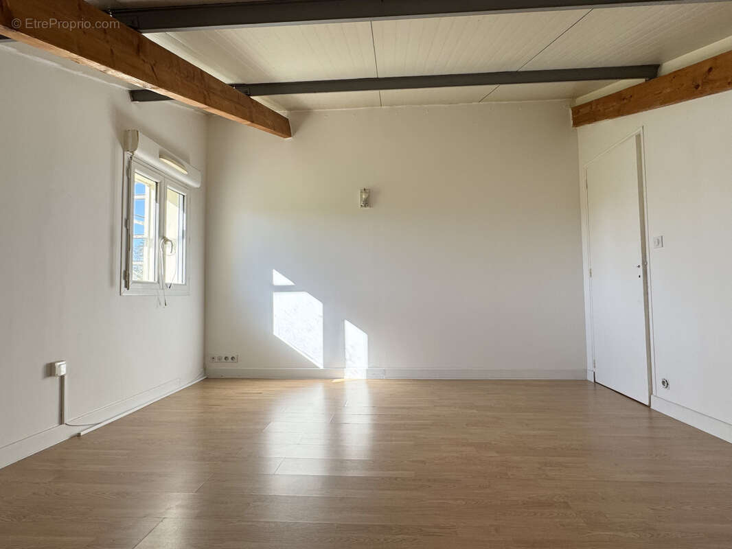 Appartement à LE RHEU