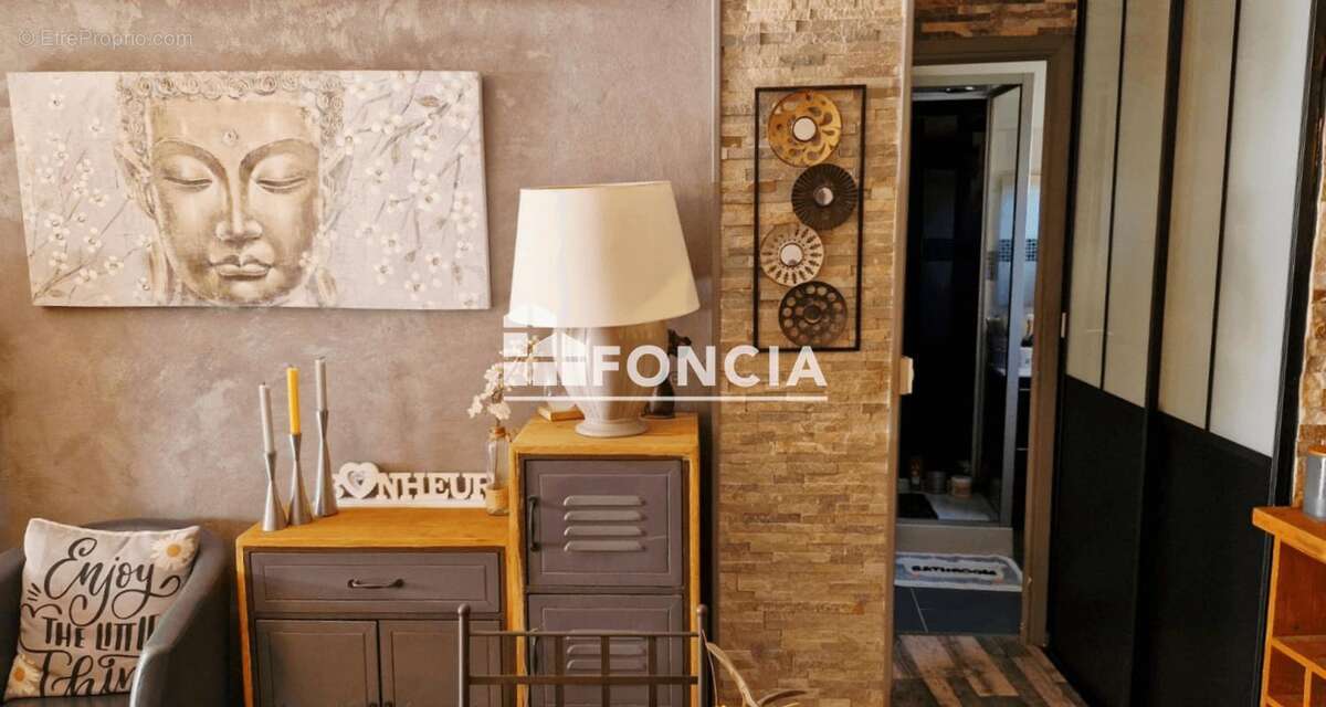 Appartement à MANDELIEU-LA-NAPOULE