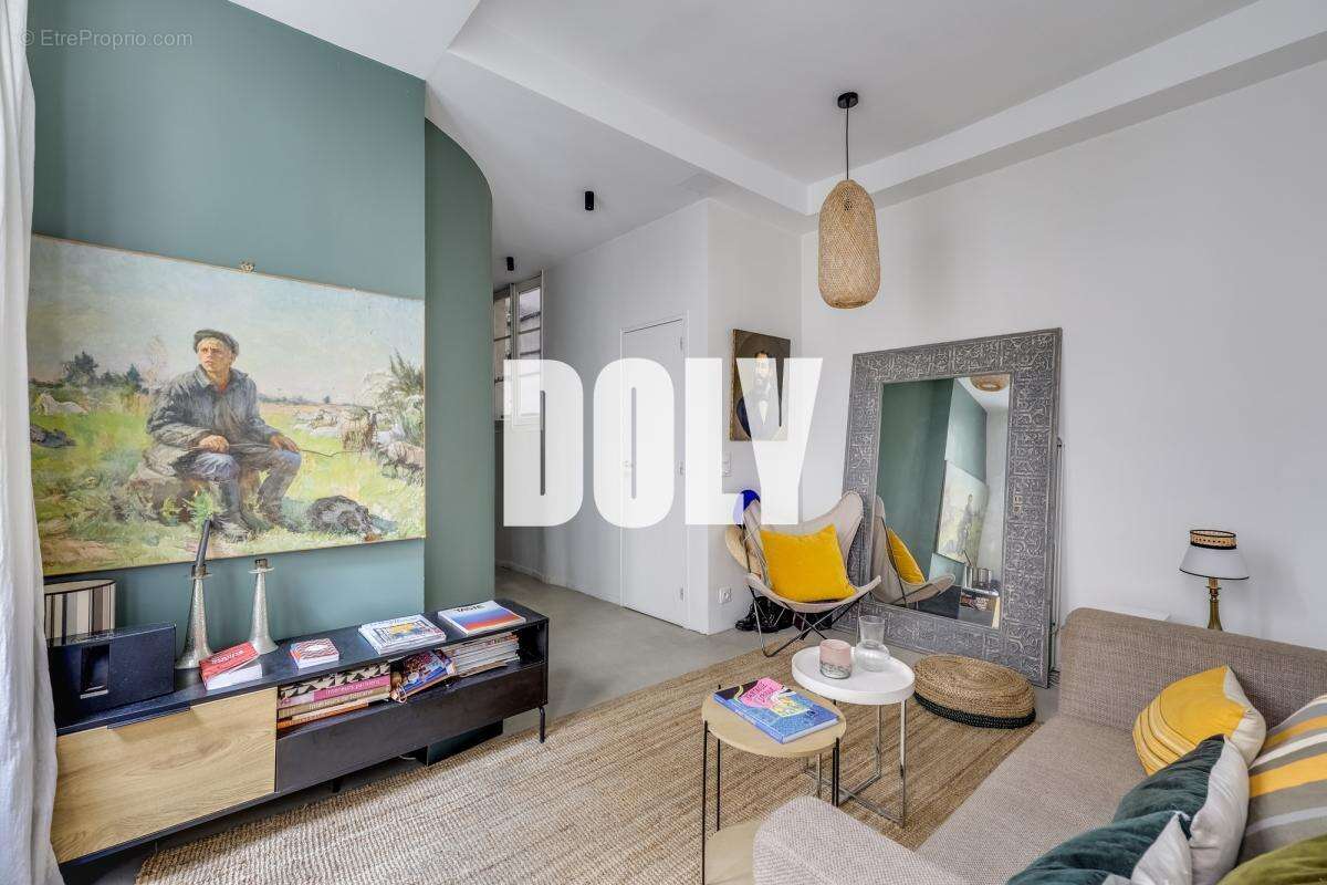 DOLY - APPARTEMENT - 48 m2 - Rue D'Enghien, 75010 - photo 2