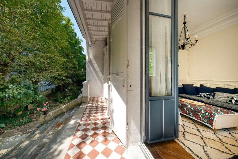 Villa d'exception de 8 pieces – un joyau du patrimoine ovillois - photo 13