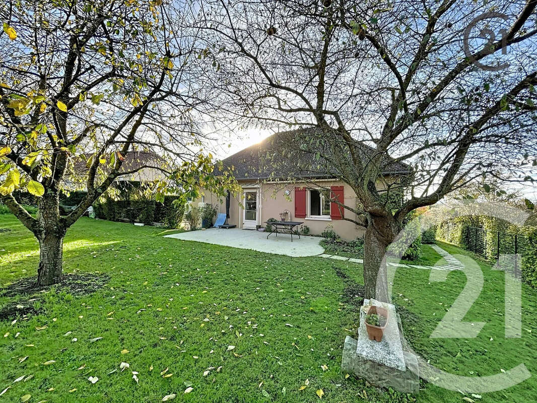 Maison à LAUBRESSEL