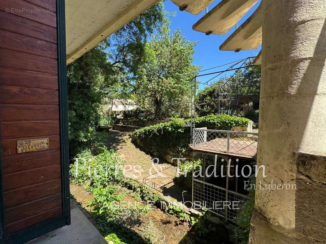 Apt, maison avec jardin à deux pas du centre-ville - photo 3