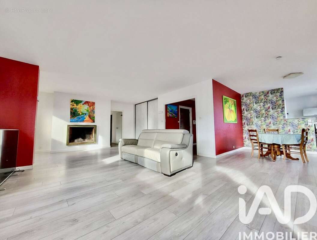 Photo 3 - Appartement à SAINT-ETIENNE