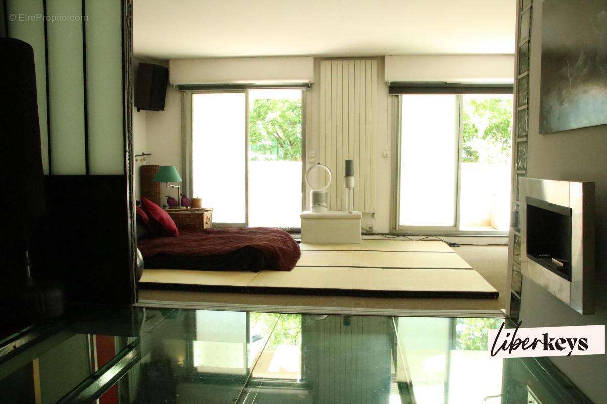 Appartement à PARIS-19E