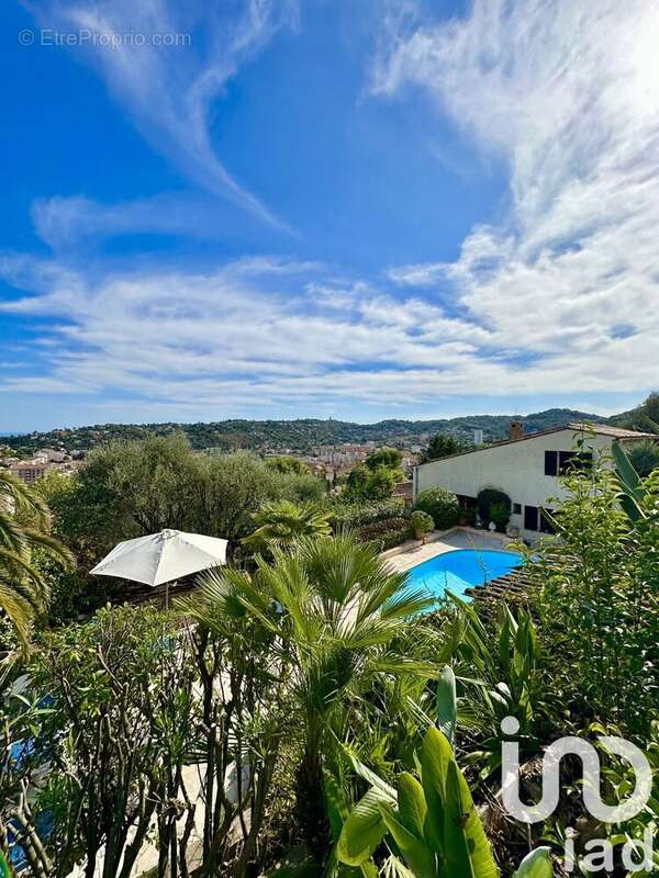 Photo 3 - Maison à VALLAURIS