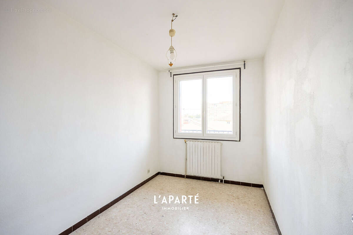 Appartement à MARSEILLE-14E