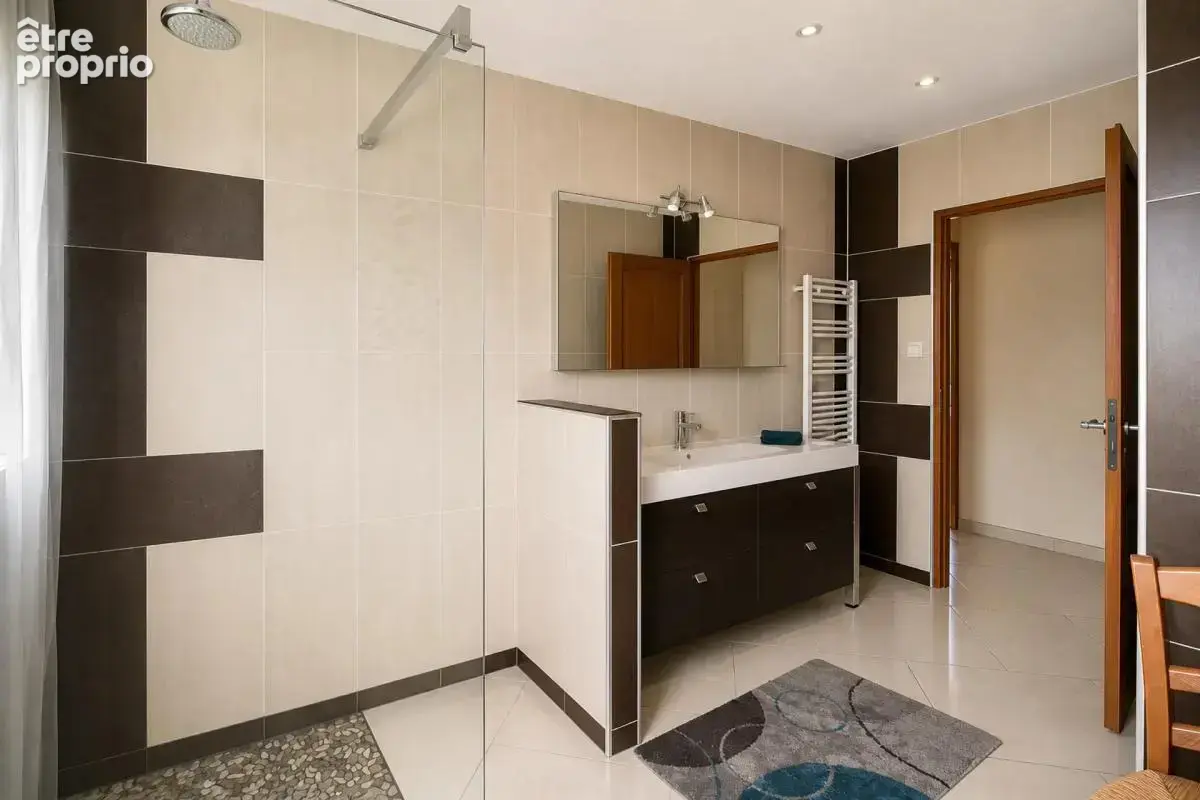 Maison de plain-pied – 2010 – 3 chambres – 1 009 m² de terrain - photo 9