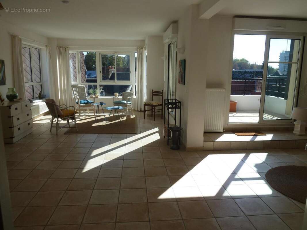 Appartement 110 m² à Cambrai  - photo 7