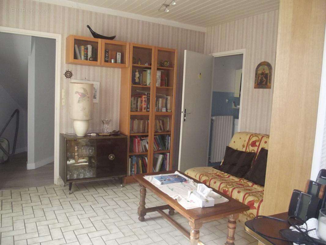 Maison à HAMPIGNY