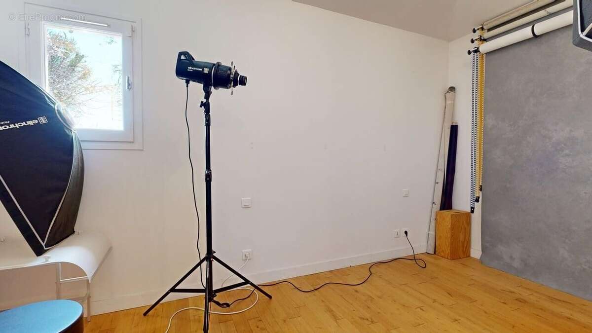 11RuedelaFontaine06292026105902 - Appartement à SAINT-CYPRIEN