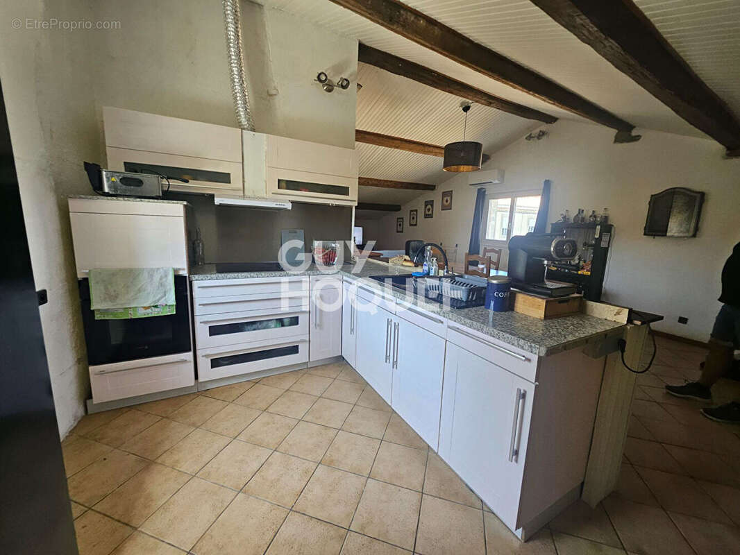 Immeuble de rapport au coeur d'Olonzac ? Fort potentiel d'investissement - photo 9