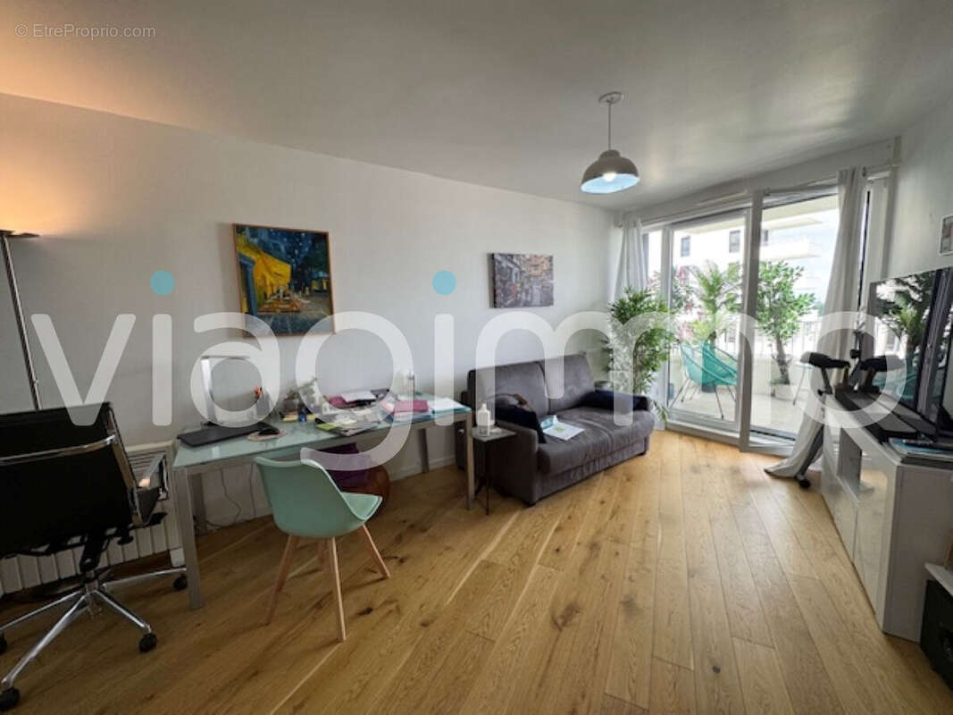 Appartement à CLICHY