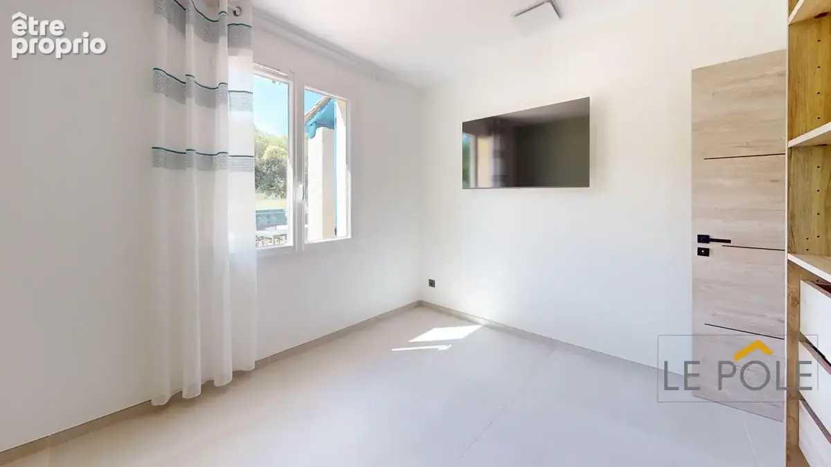Charmante maison, plain-pied, entierement renovee - photo 6