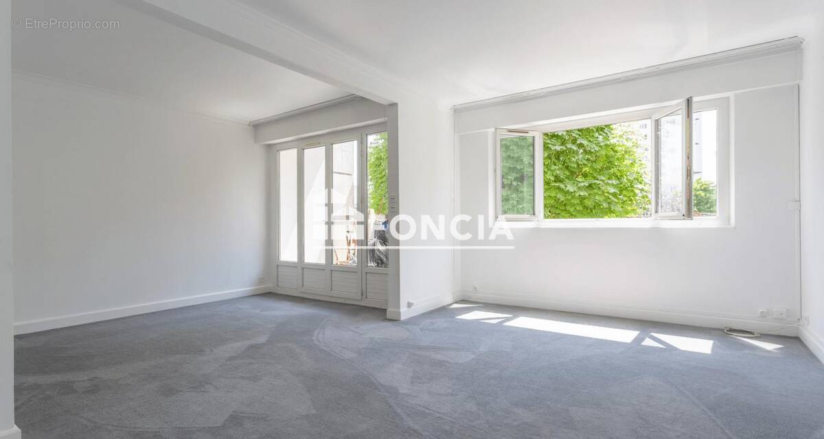 Appartement à CHILLY-MAZARIN