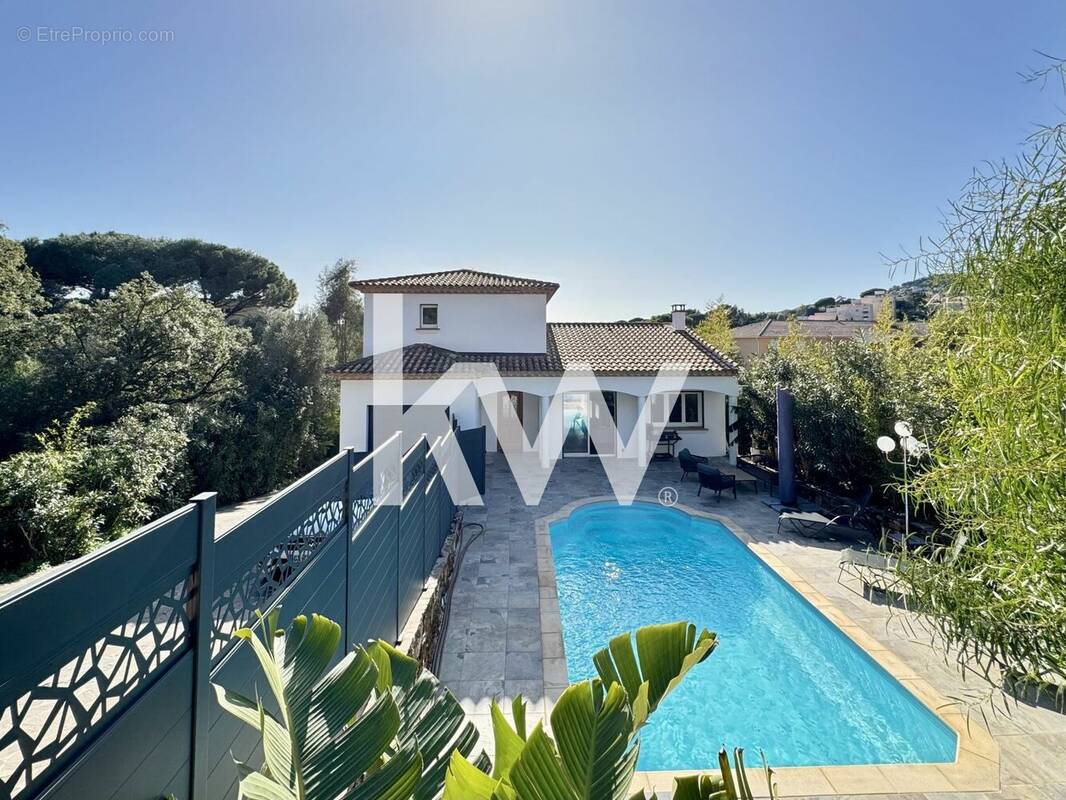 Maison à CAVALAIRE-SUR-MER