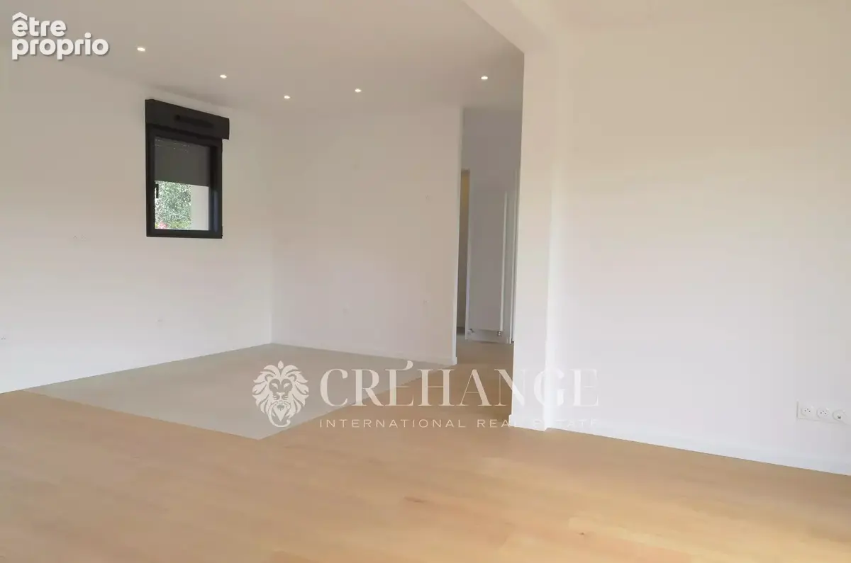 Maison contemporaine de 5 pièces - 120 m² - Le Port Marly - photo 3