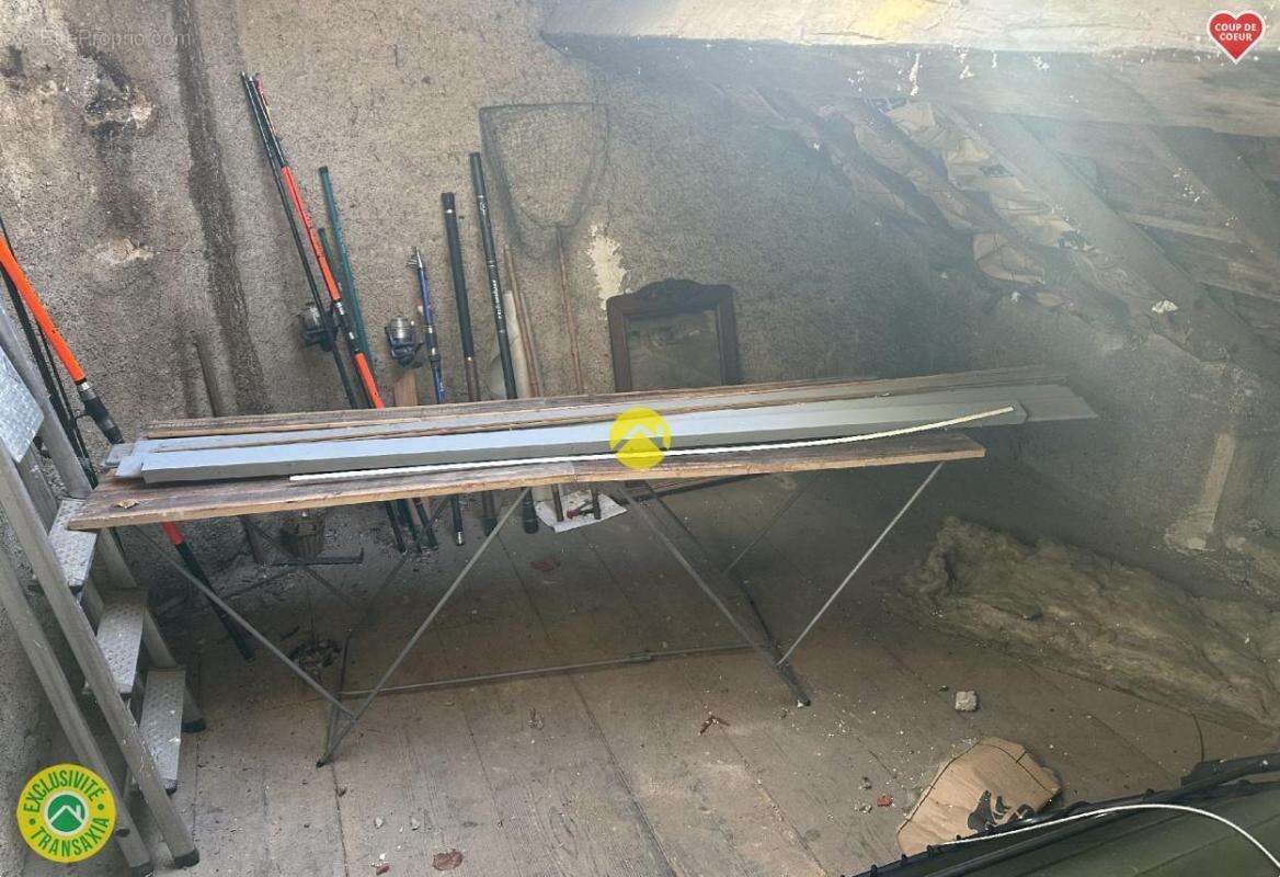 Maison à LA GUERCHE-SUR-L'AUBOIS