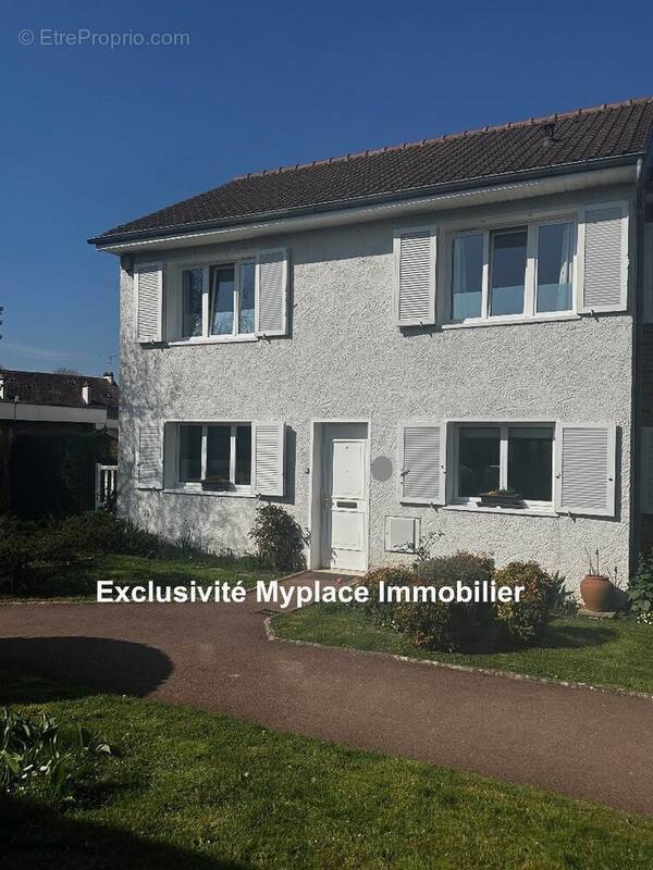 Maison à JOUY-EN-JOSAS