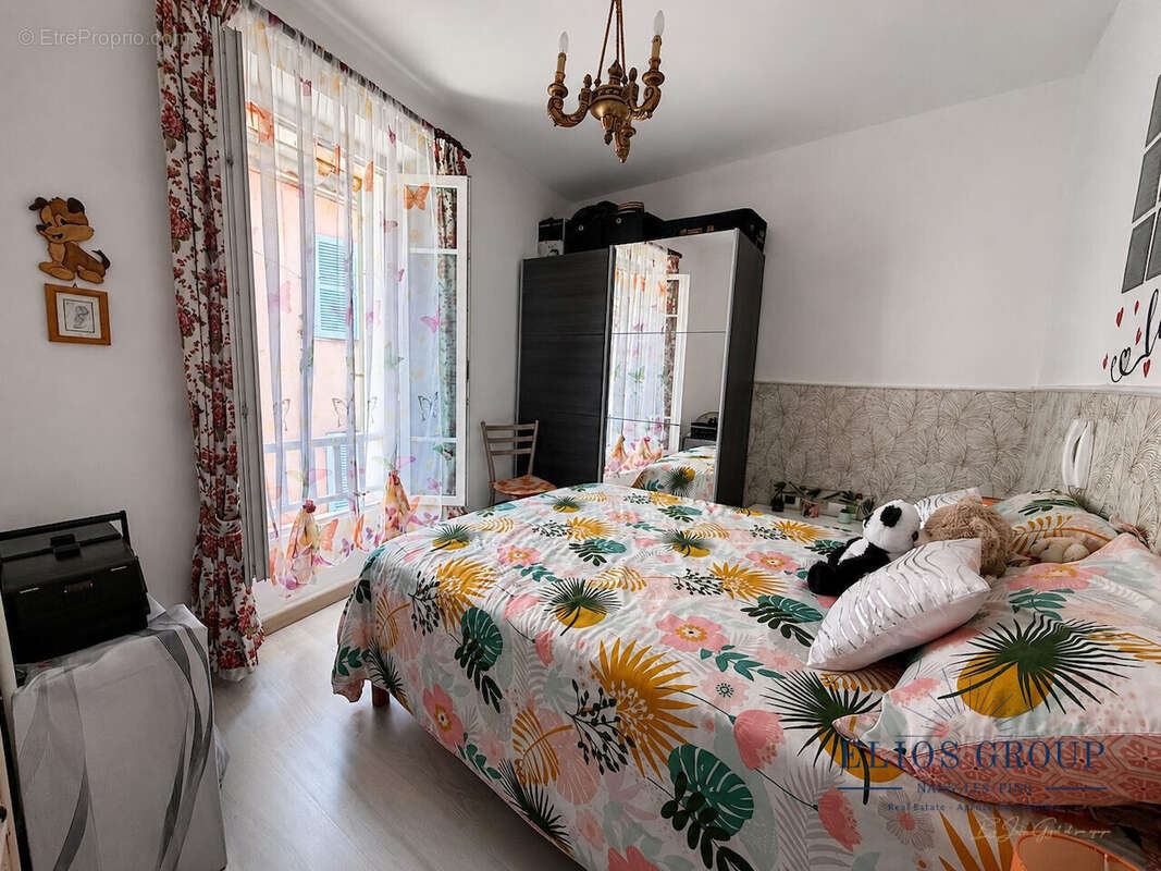 Maison 100 m² à Nans-Les-Pins  - photo 8