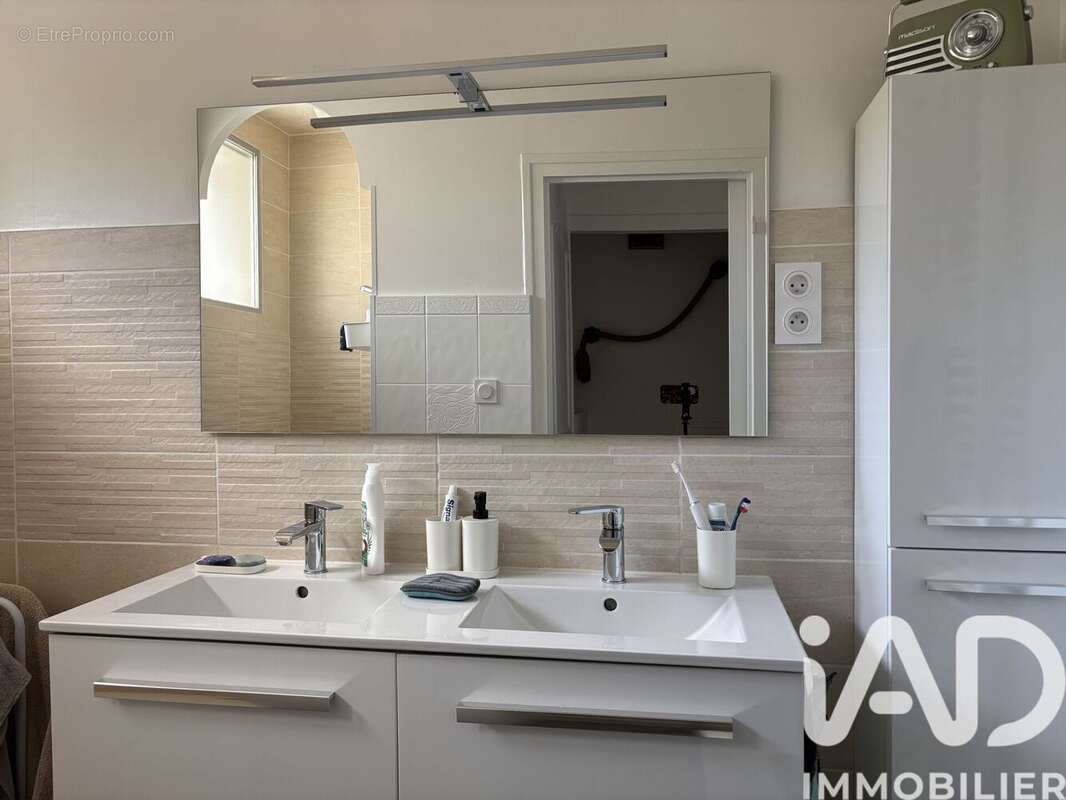 Photo 3 - Maison à PARCAY-MESLAY