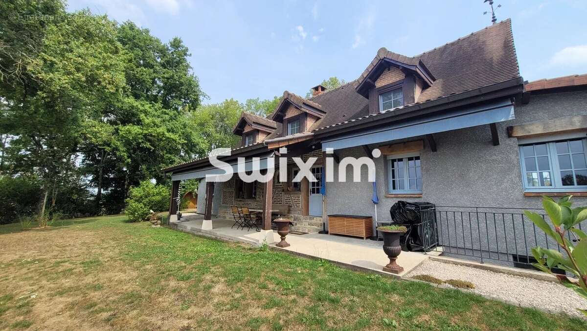 Maison à LONS-LE-SAUNIER