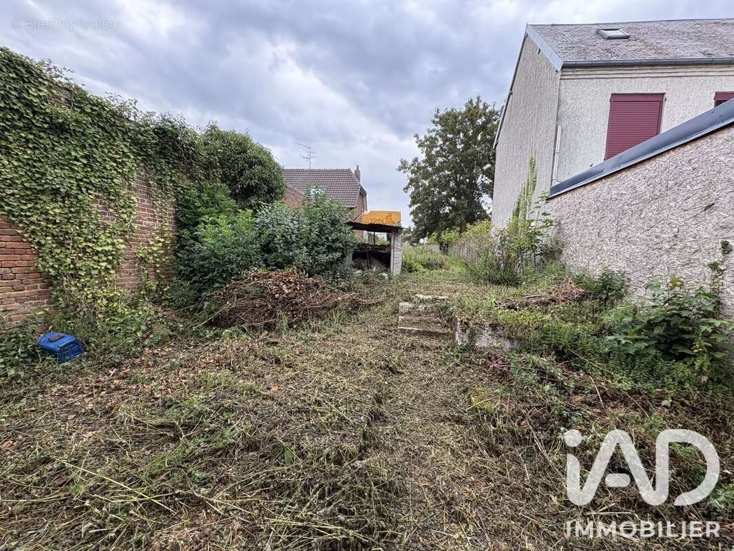 Maison 60 m² à Estrees-Mons  - photo 7