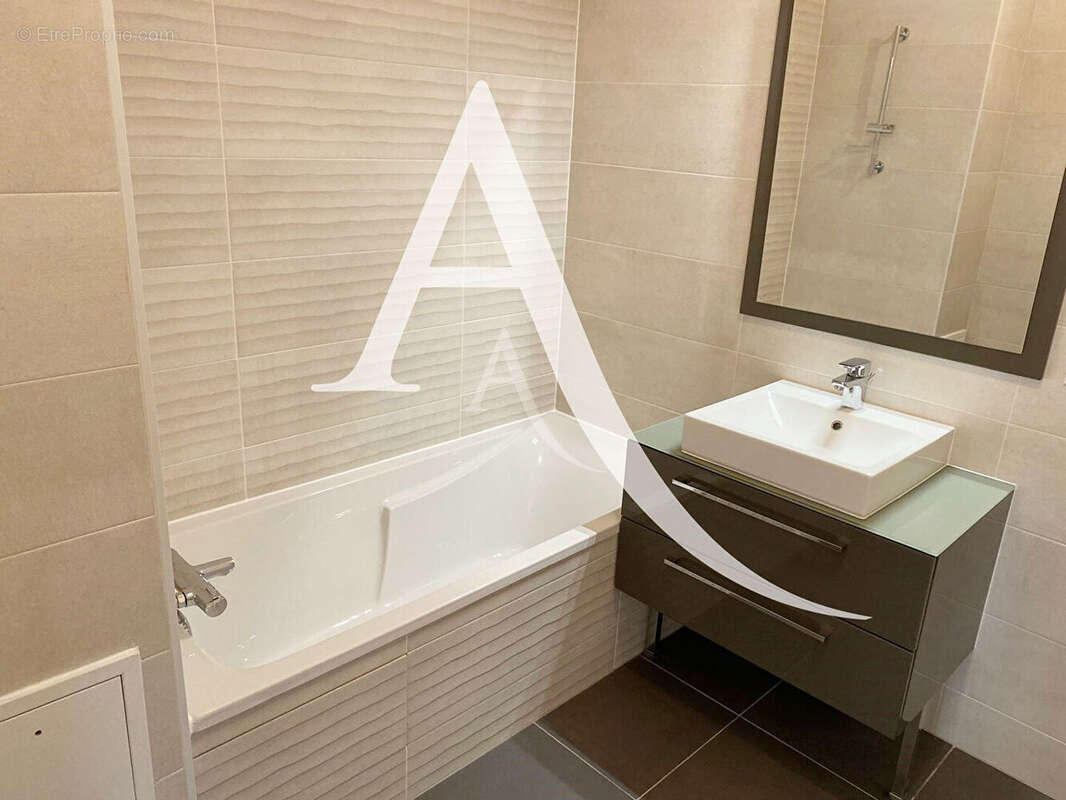 Appartement à RUEIL-MALMAISON