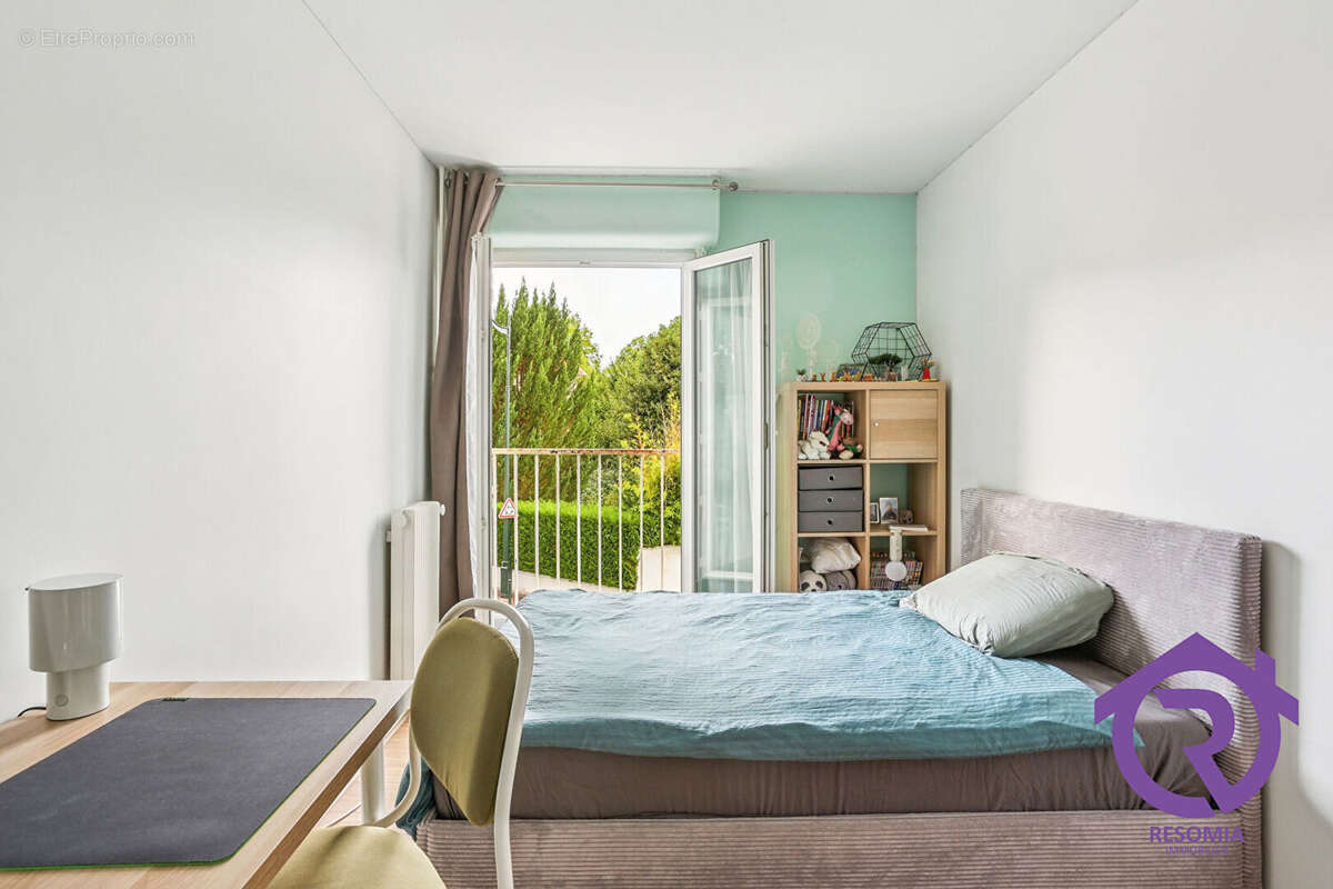 Appartement à LE PLESSIS-ROBINSON