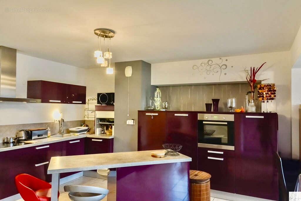 Appartement T2 meublé 67,10 m² vendu loué  à Virignin avec Jardin privatif 300 m² - photo 6