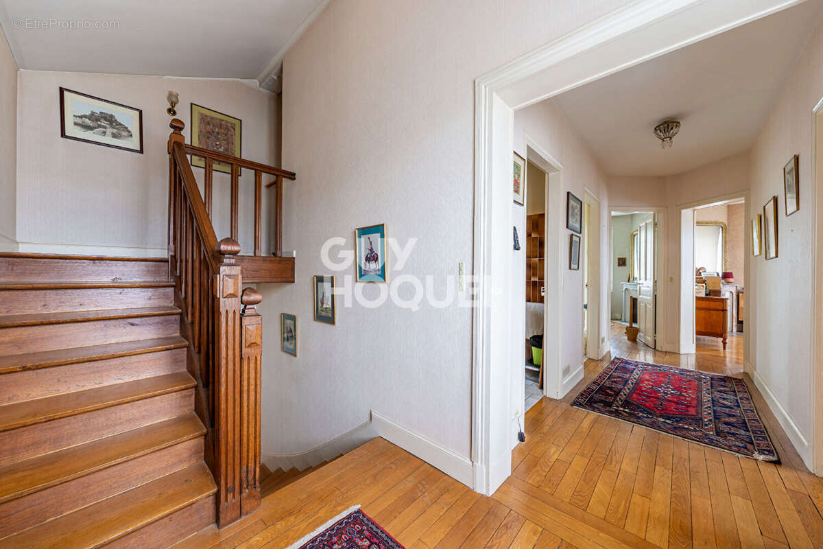 Maison à GRETZ-ARMAINVILLIERS