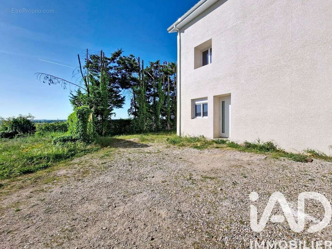 Photo 2 - Maison à JONAGE