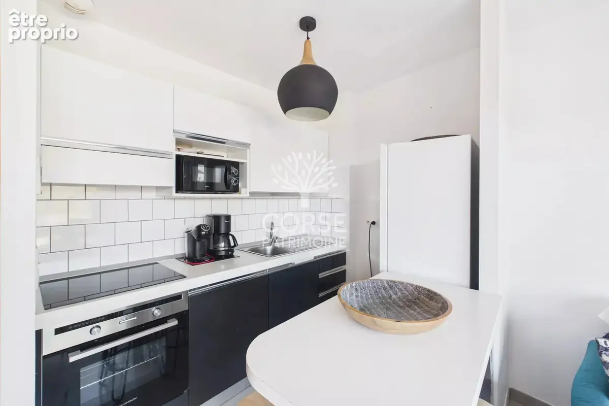 Appartement moderne 2 chambres avec terrasse à Porto-Vecchio - photo 3