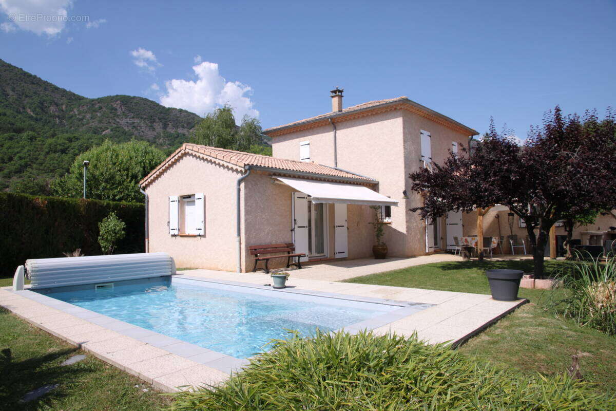 Maison à LA SAULCE