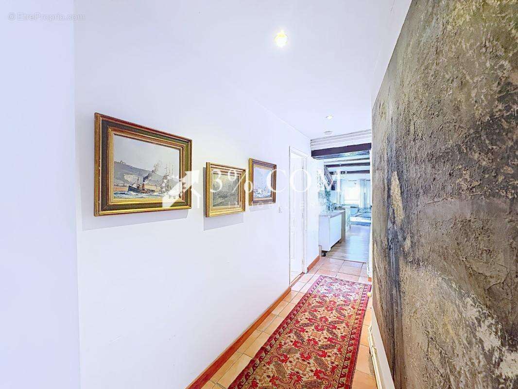 NARBONNE - COURS MIRABEAU Appartement de caractère de 136 m2 - photo 22