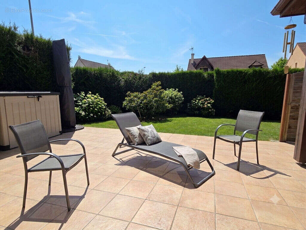 "Marie Laurencin"  Villepinte : Pavillon ( F6) avec très bon confort de 136 m² Habitable - photo 13