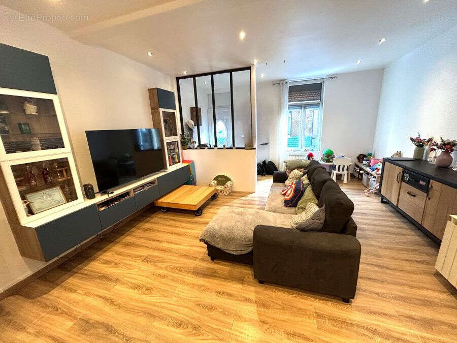 Maison à SAINT-AMAND-LES-EAUX